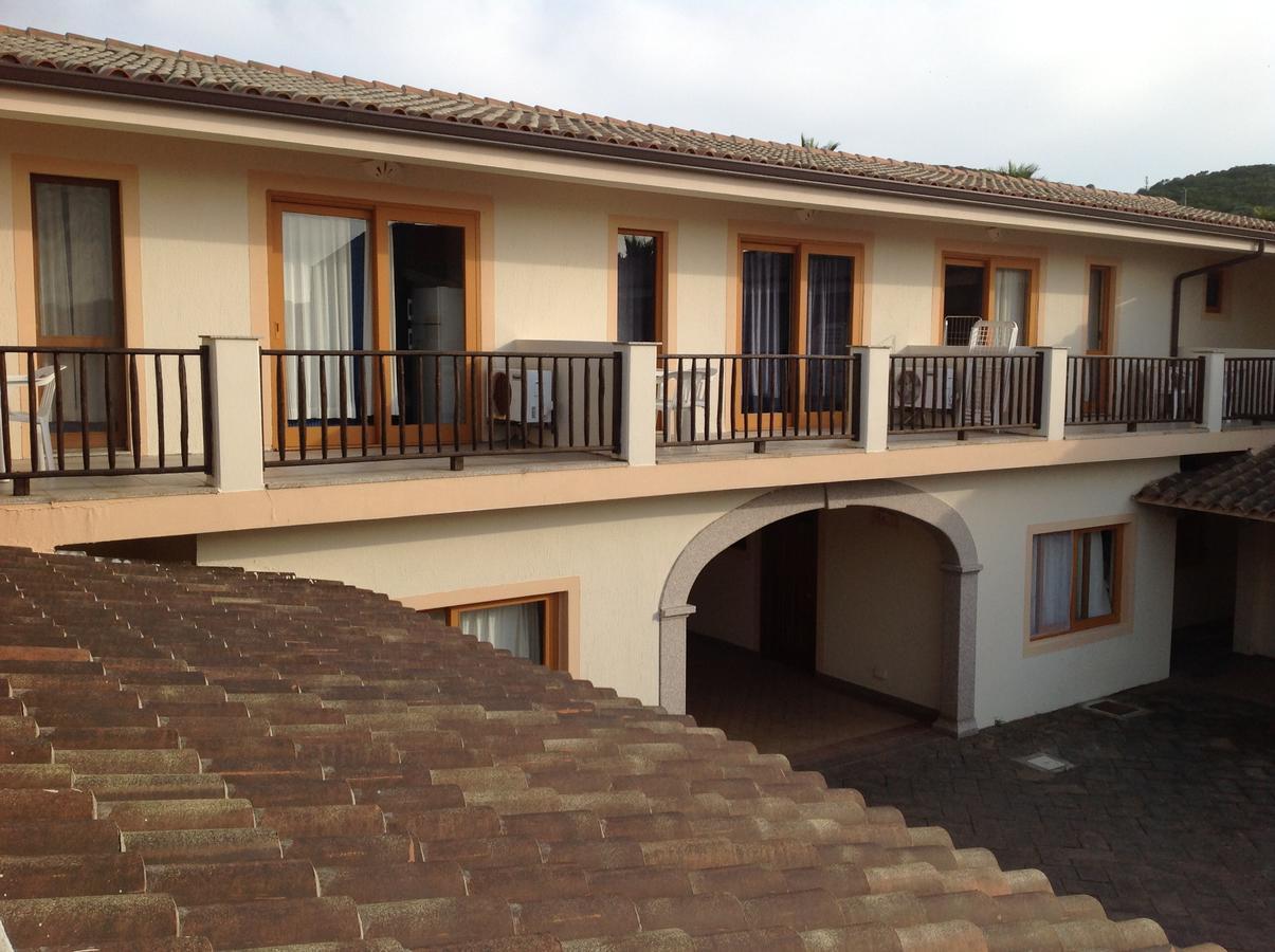 Club Esse Residence Capo D'Orso Palau Exteriér fotografie
